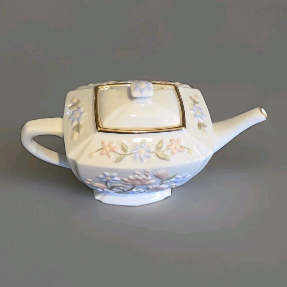 Vintage Lenox Wildflower Porcelain Teapot legacy fine porcelain collection - Picture 8 of 12
